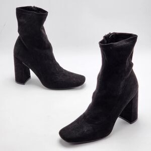 Forever 21 Faux Suede Sock Ankle Booties Black Size 8
